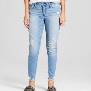 Destructed Boyfriend Jeans